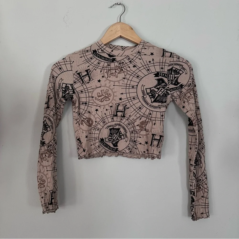 H&M Harry Potter Hogwarts Crest Long Sleeve Cropped Cotton Blend Shirt Sz 12/14